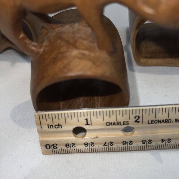 Wooden Safari Animal Hand Crafted Napkin Rings Set of Four Made in Kenya - Picture 5 of 6